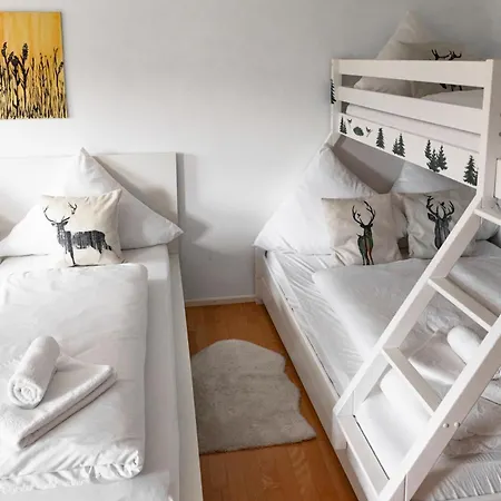 Fuchsfelsen, Perfekt Fuer Familien Mit Kindern هوسن