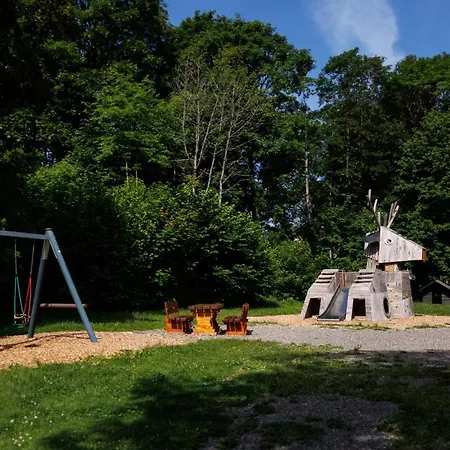 Fuchsfelsen, Perfekt Fuer Familien Mit Kindern Häusern